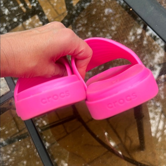 CROCS Pink womens sandals - Picture 4 of 6